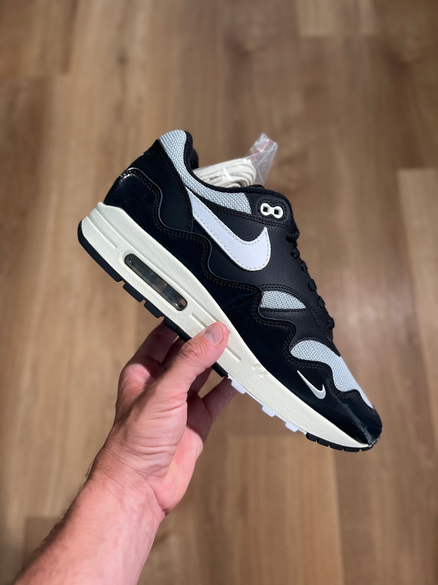 Nike Air Max 1 x Patta ‘Black Waves’