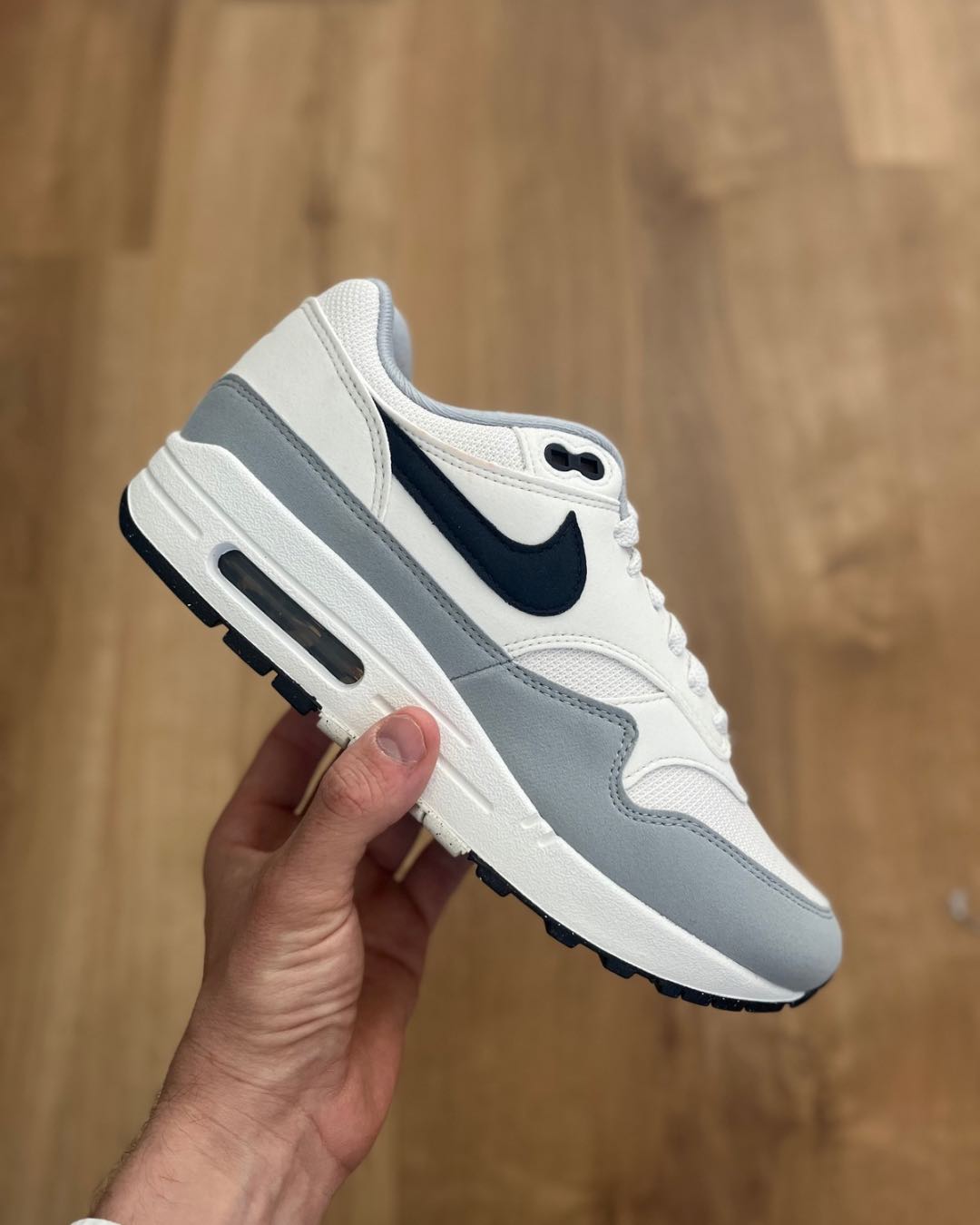 Nike Air Max 1 'Platinum Obsidian'