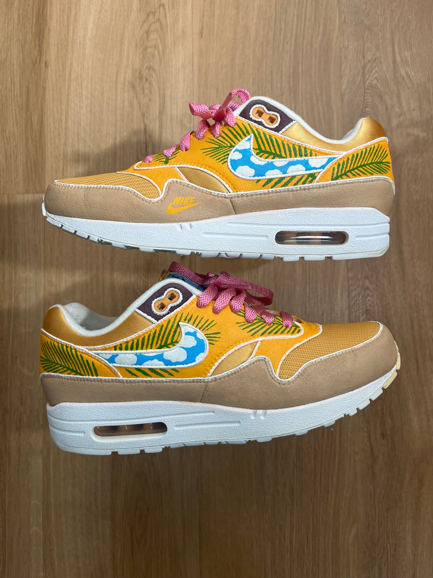 Nike Air Max 1 Custom ‘Flowers’
