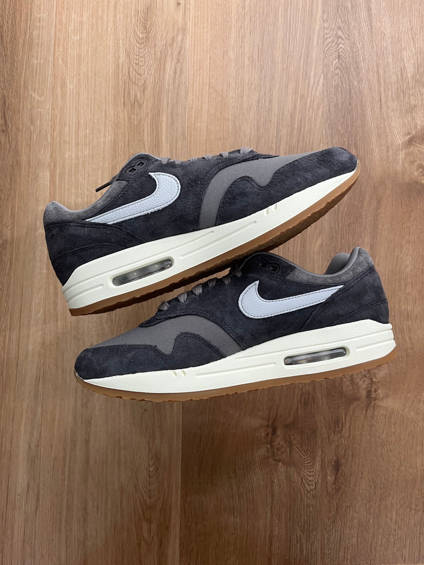 Nike Air Max 1 'Crepe Soft Grey'