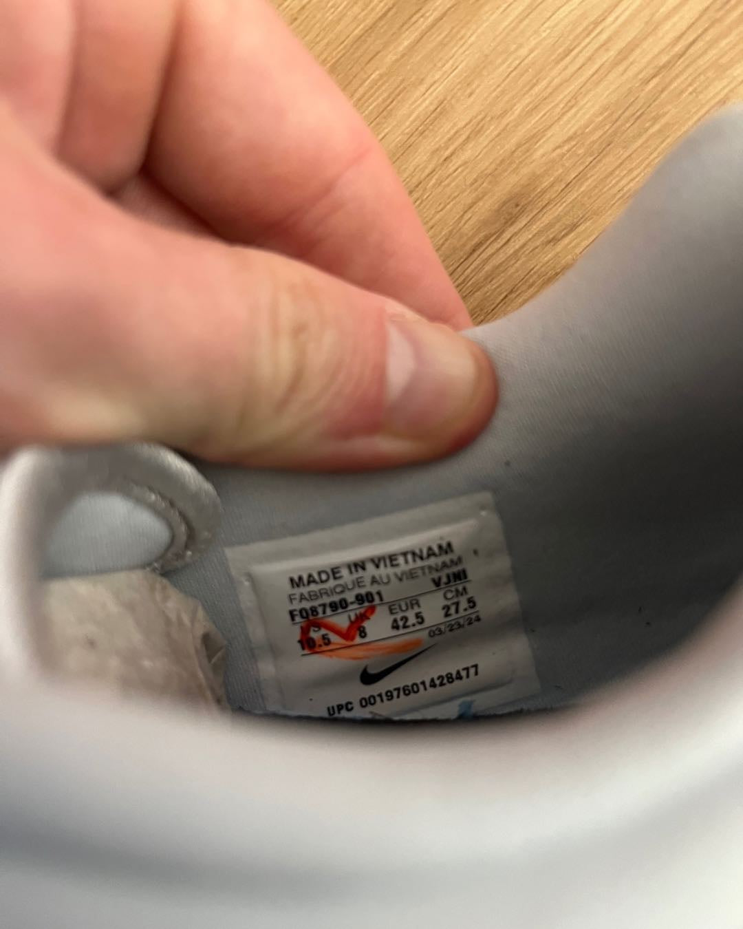 Nike Air Max 1 By You ‘Black Metallic Swoosh’