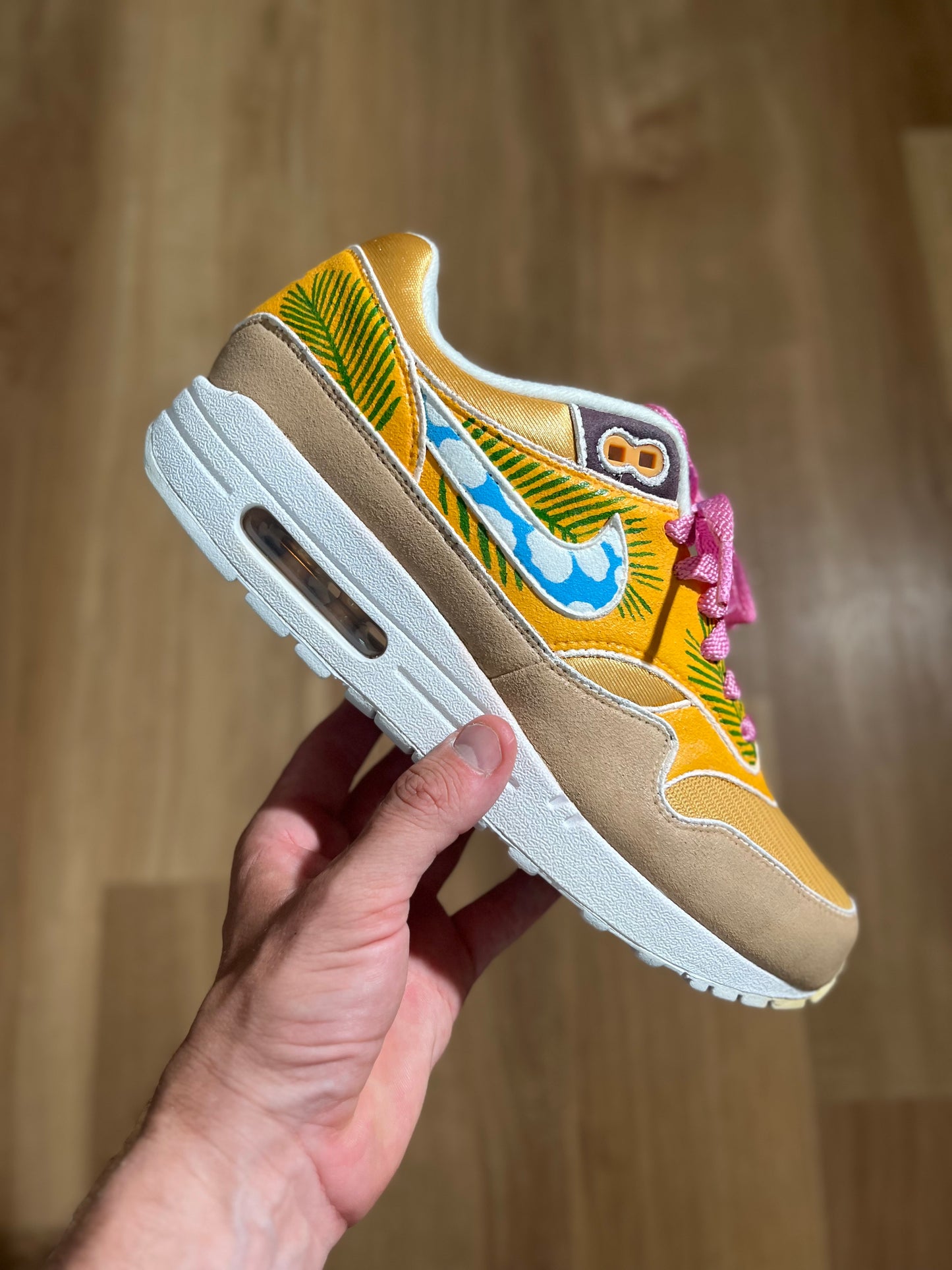 Nike Air Max 1 Custom ‘Flowers’
