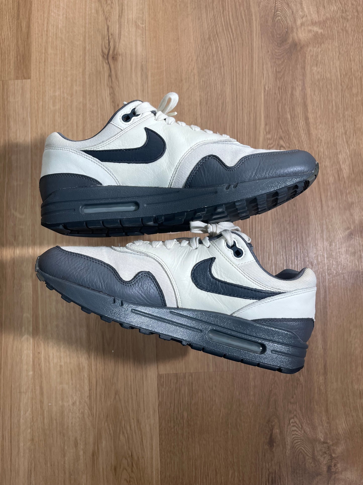 Nike Air Max 1 ‘Sail Dark Obsidian'