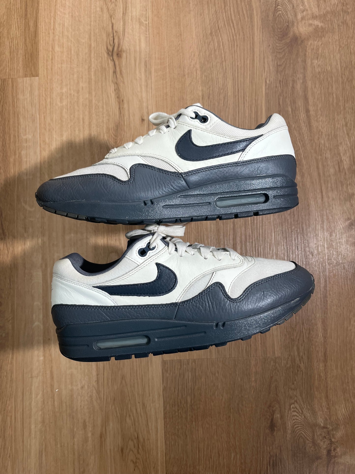Nike Air Max 1 ‘Sail Dark Obsidian'