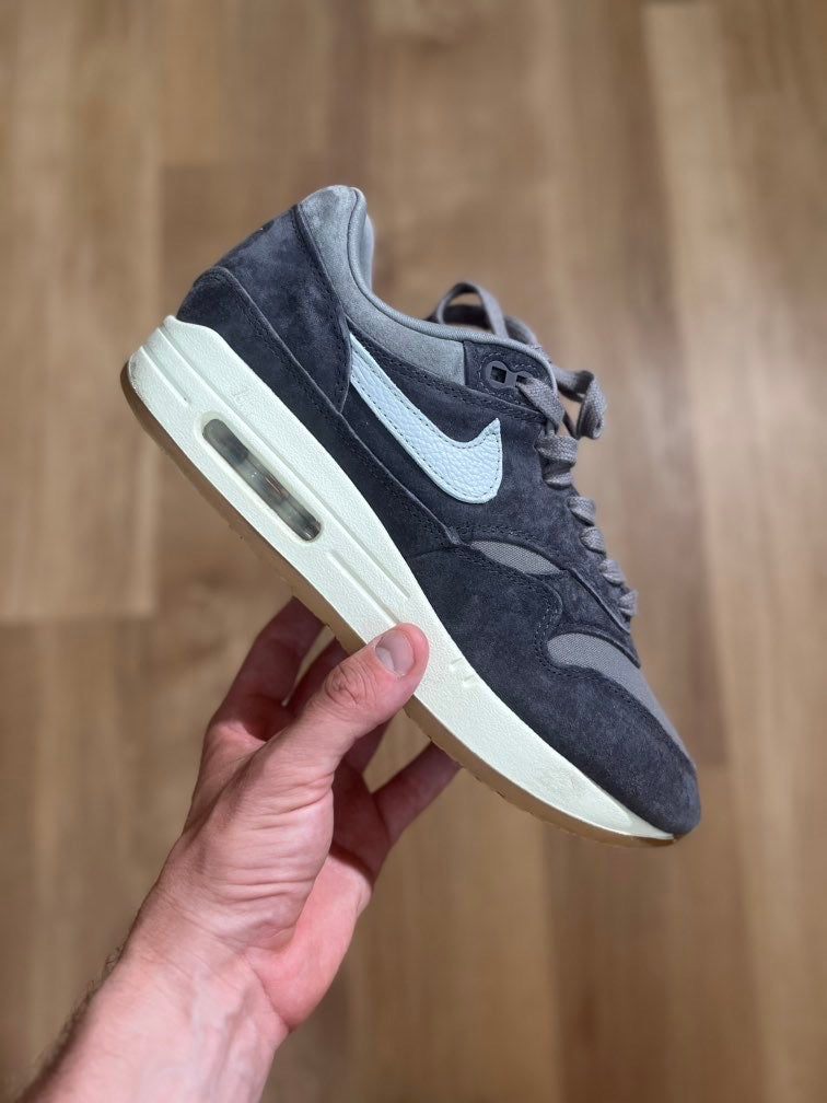 Nike Air Max 1 'Crepe Soft Grey'