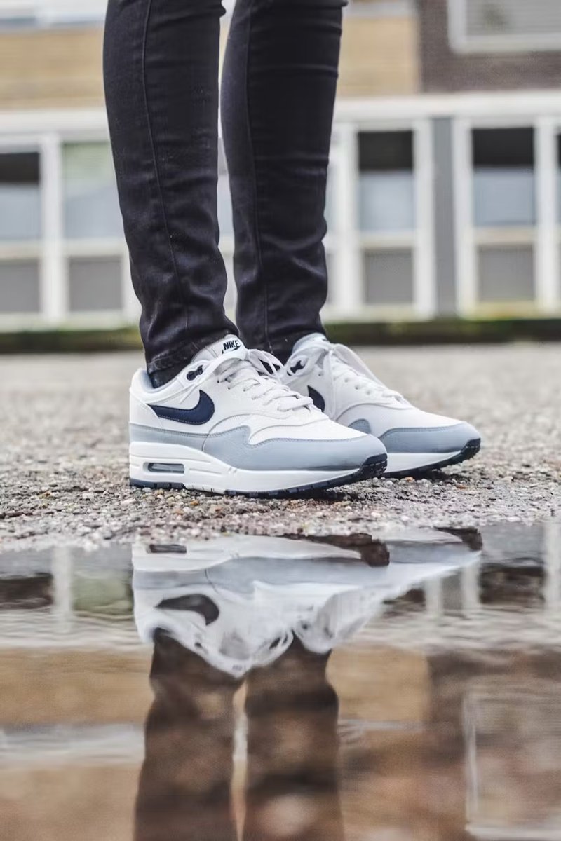 Nike Air Max 1 'Platinum Obsidian'