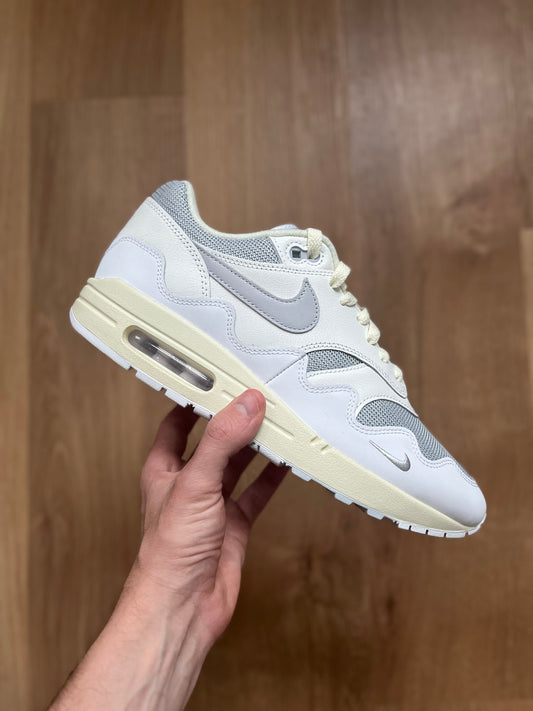 Nike Air Max 1 x Patta 'White Waves'