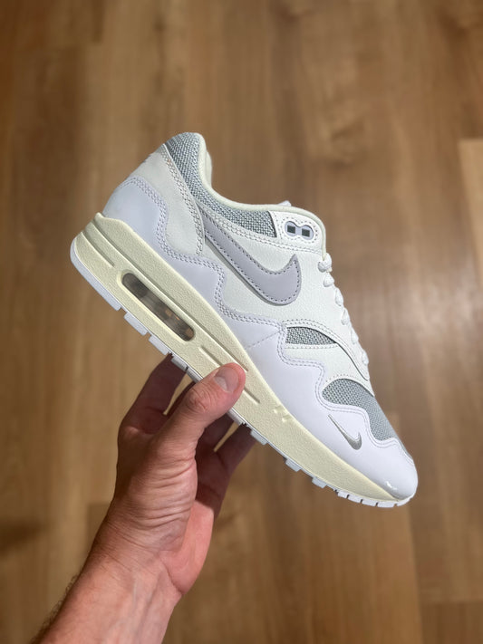 Nike Air Max 1 x Patta 'White Waves'