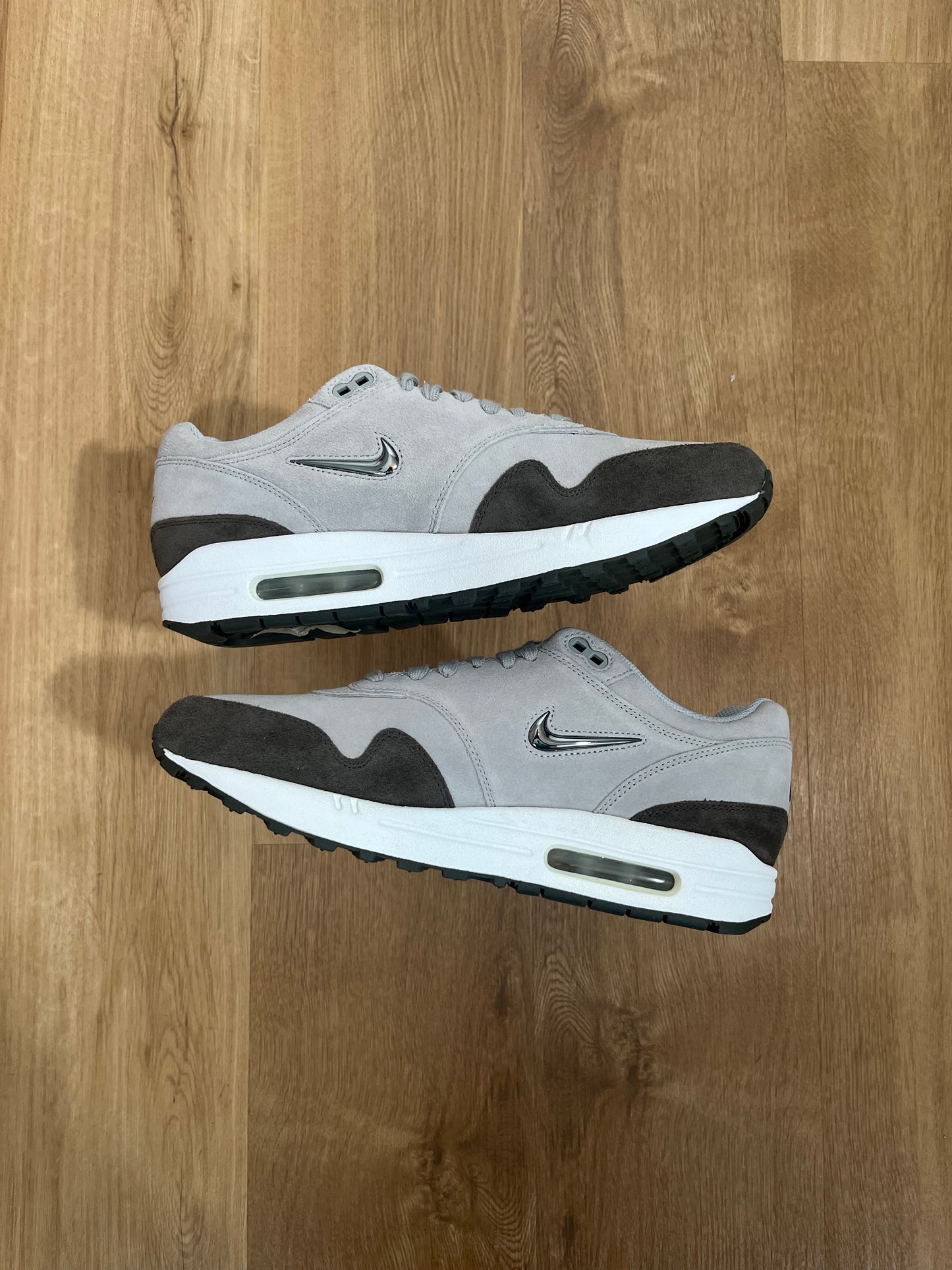 Nike Air Max 1 Jewel ‘Wolf Grey'