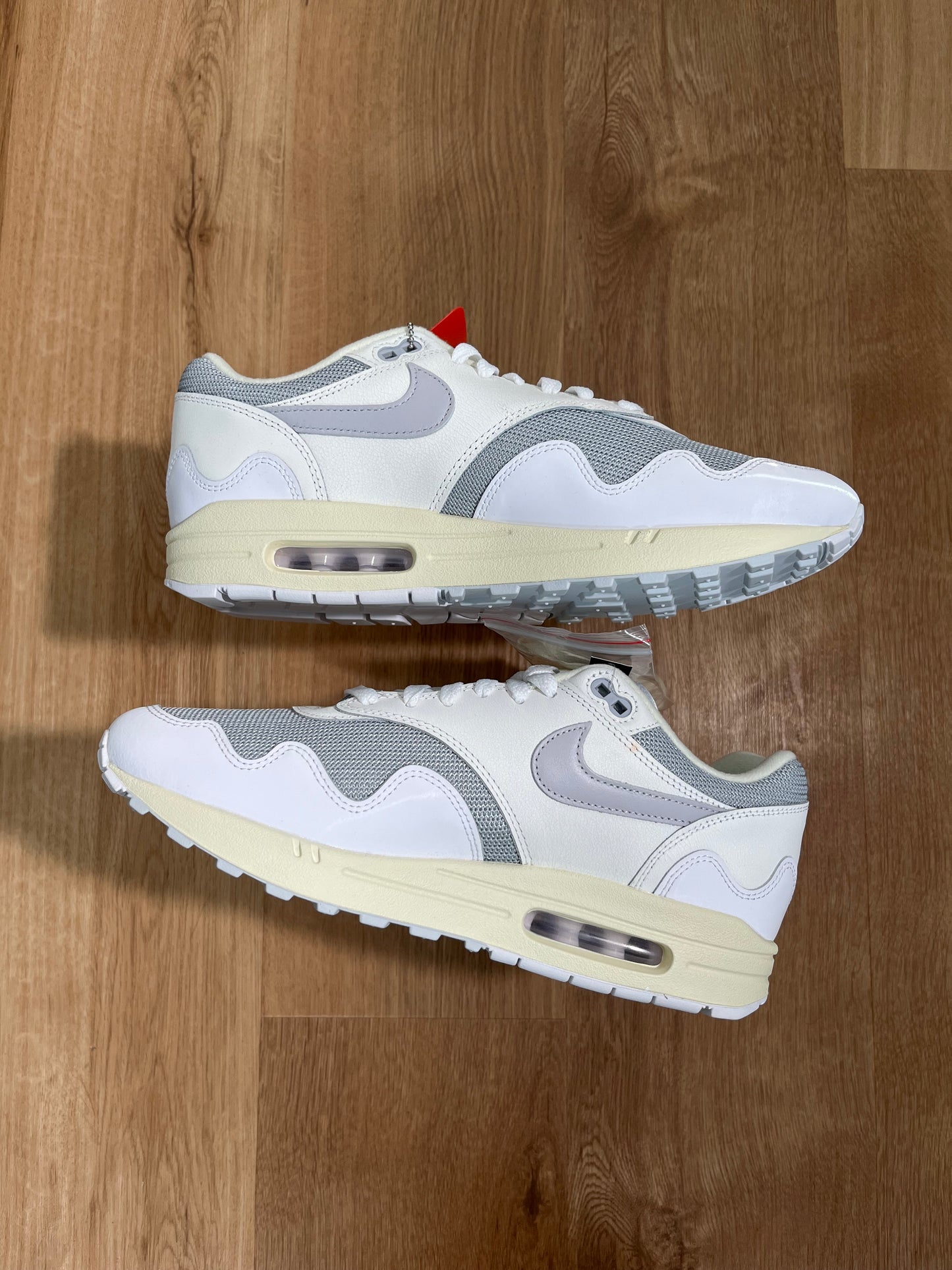 Nike Air Max 1 x Patta 'White Waves'