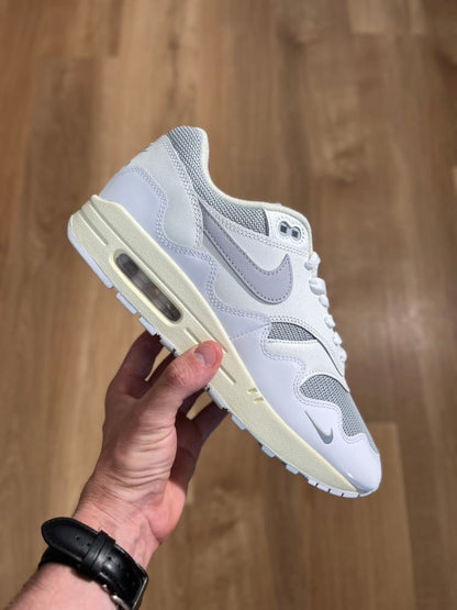 Nike Air Max 1 x Patta 'White Waves'
