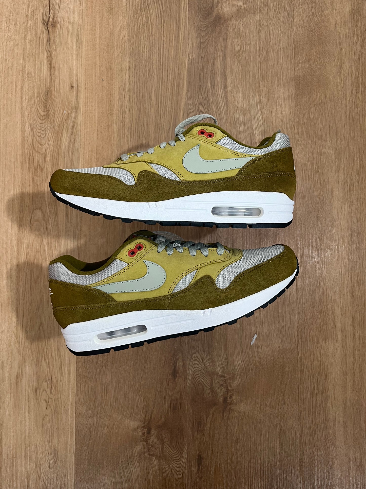 Nike Air Max 1 'Green Curry'