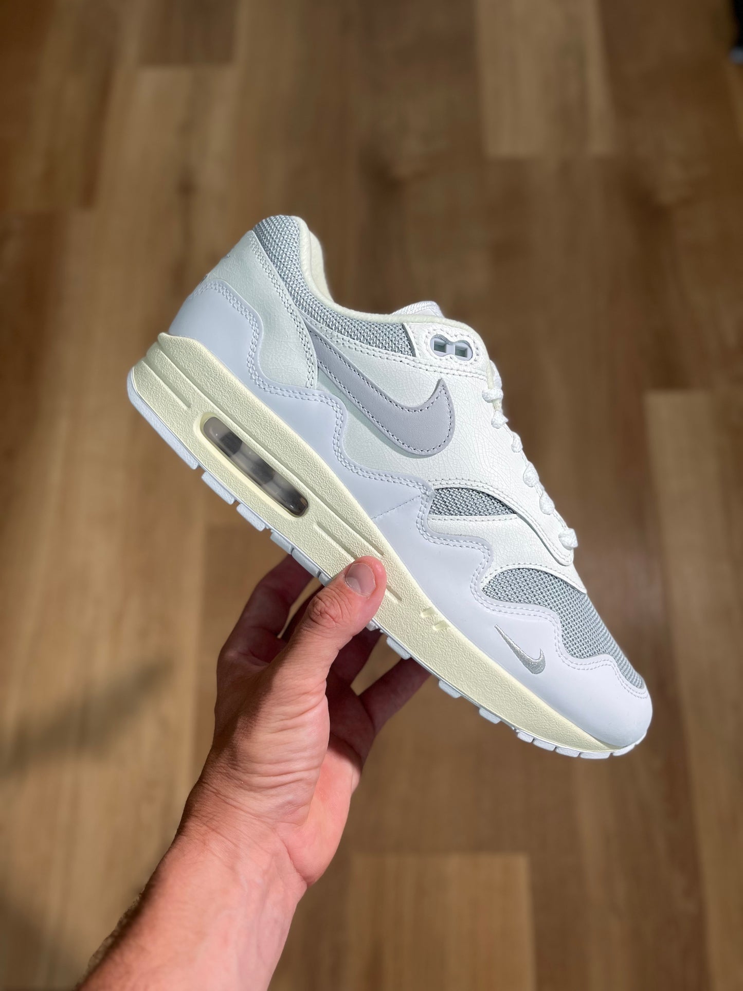 Nike Air Max 1 x Patta 'White Waves'