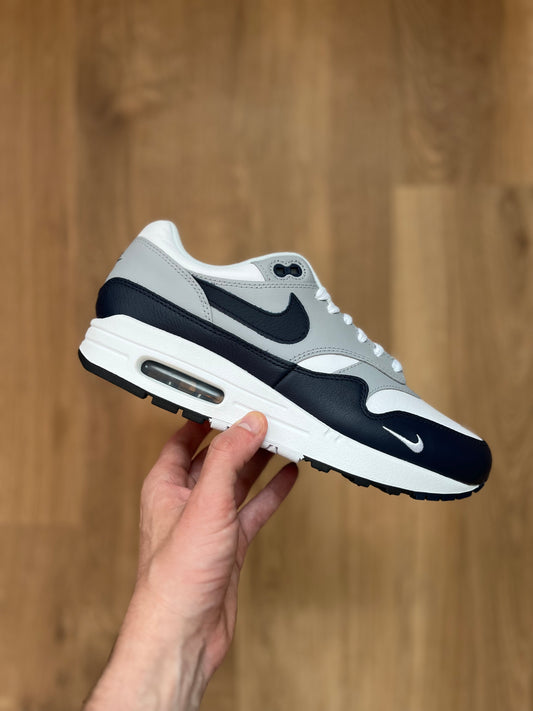 Nike Air Max 1 'LV8 Obsidian'