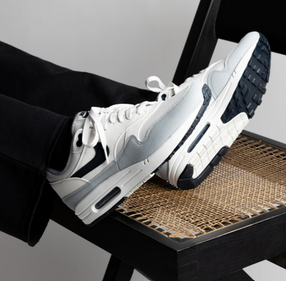 Nike Air Max 1 'Platinum Obsidian'